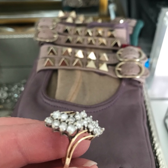 💍💍💍Beautiful Diamond Cluster Ring - Picture 2 of 7